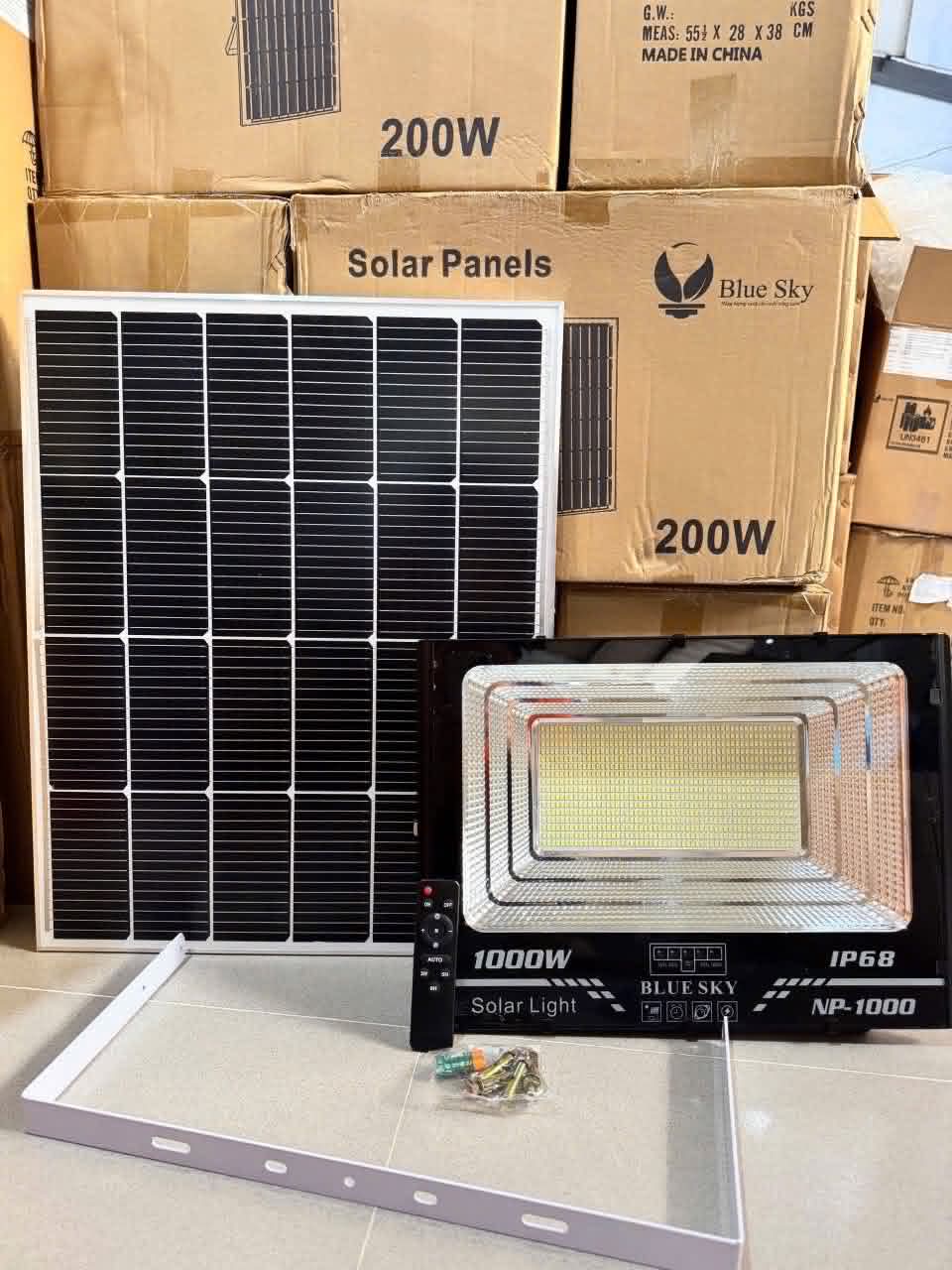 BlueSky NP-1000 Solar Flood Light (1000W) - Image 5